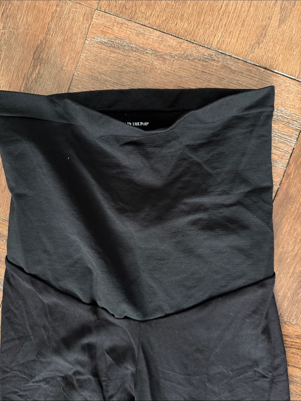 A Pea in the Pod Black High-Waist Maternity Leggings - Picture 3 of 4